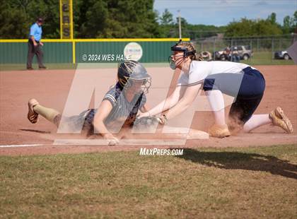 Thumbnail 1 in Dickson County @ Arlington (4A Sectional) photogallery.