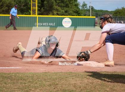Thumbnail 1 in Dickson County @ Arlington (4A Sectional) photogallery.