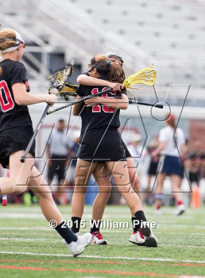 Thumbnail 1 in Mount Sinai vs. Skaneateles (NYSPHSAA Class C Semifinal) photogallery.