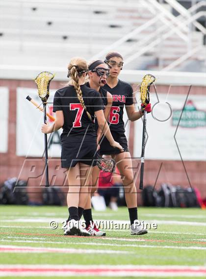 Thumbnail 1 in Mount Sinai vs. Skaneateles (NYSPHSAA Class C Semifinal) photogallery.