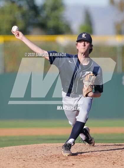 Thumbnail 2 in Loyola @  Harvard-Westlake photogallery.