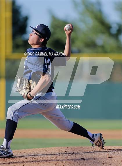 Thumbnail 1 in Loyola @  Harvard-Westlake photogallery.
