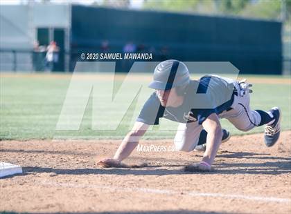 Thumbnail 2 in Loyola @  Harvard-Westlake photogallery.
