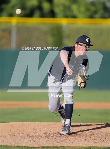 Thumbnail 1 in Loyola @  Harvard-Westlake photogallery.