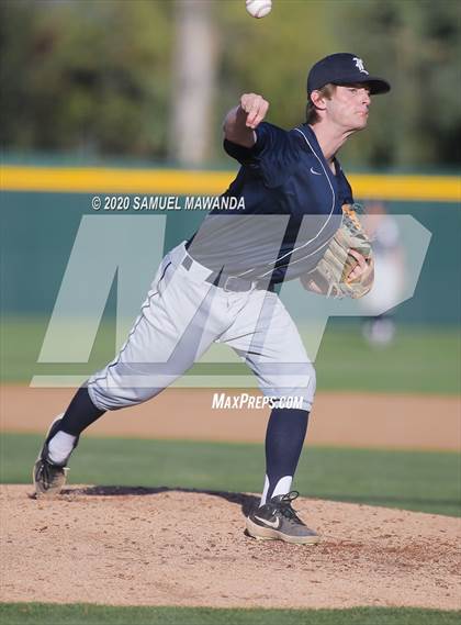 Thumbnail 3 in Loyola @  Harvard-Westlake photogallery.
