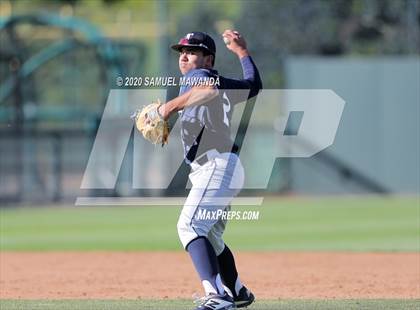 Thumbnail 1 in Loyola @  Harvard-Westlake photogallery.