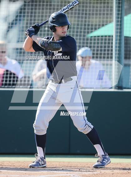 Thumbnail 3 in Loyola @  Harvard-Westlake photogallery.