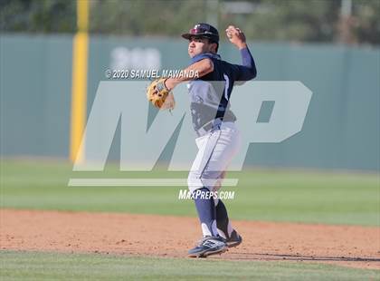 Thumbnail 3 in Loyola @  Harvard-Westlake photogallery.