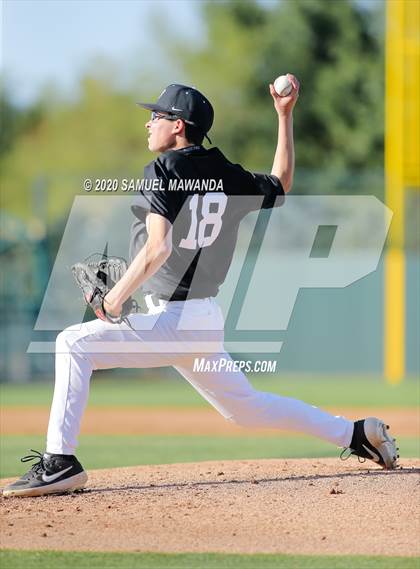 Thumbnail 3 in Loyola @  Harvard-Westlake photogallery.