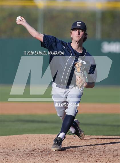 Thumbnail 2 in Loyola @  Harvard-Westlake photogallery.