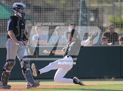 Thumbnail 3 in Loyola @  Harvard-Westlake photogallery.
