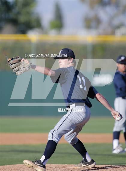 Thumbnail 3 in Loyola @  Harvard-Westlake photogallery.