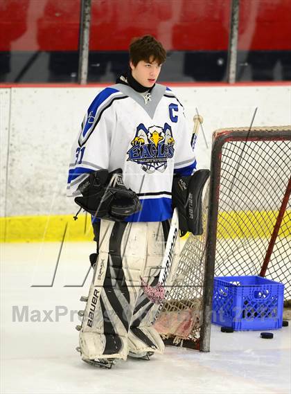 Thumbnail 1 in Suffield/Granby/Windsor Locks @ East Catholic photogallery.
