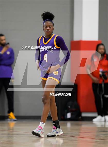 Thumbnail 3 in Montverde Academy vs. Bishop McNamara (Nike Tournament of Champions) photogallery.