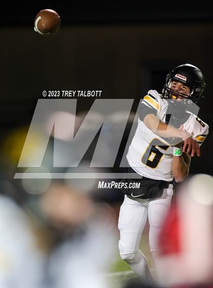 Thumbnail 3 in Honeoye Falls-Lima vs. Monroe photogallery.