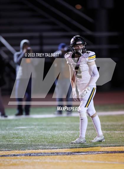 Thumbnail 3 in Honeoye Falls-Lima vs. Monroe photogallery.