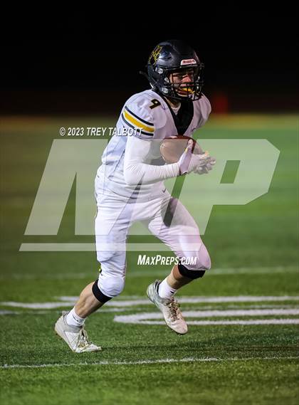 Thumbnail 3 in Honeoye Falls-Lima vs. Monroe photogallery.