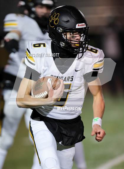 Thumbnail 1 in Honeoye Falls-Lima vs. Monroe photogallery.