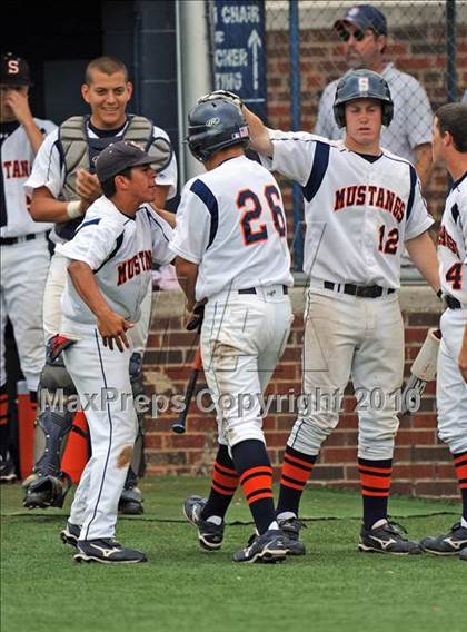 Thumbnail 2 in Sachse vs. Lee (Texas 5A Region II Playoffs) photogallery.