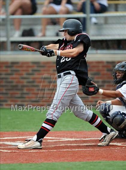 Thumbnail 3 in Sachse vs. Lee (Texas 5A Region II Playoffs) photogallery.