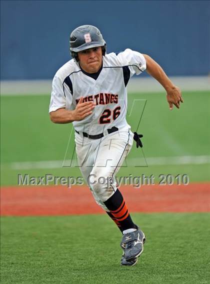 Thumbnail 1 in Sachse vs. Lee (Texas 5A Region II Playoffs) photogallery.