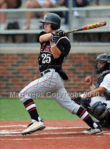 Thumbnail 1 in Sachse vs. Lee (Texas 5A Region II Playoffs) photogallery.