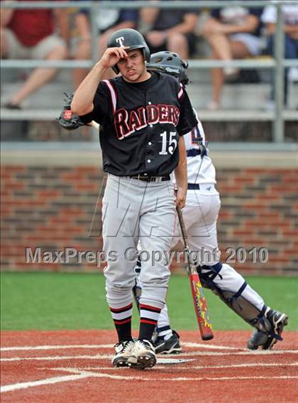 Thumbnail 1 in Sachse vs. Lee (Texas 5A Region II Playoffs) photogallery.
