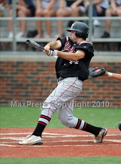 Thumbnail 3 in Sachse vs. Lee (Texas 5A Region II Playoffs) photogallery.