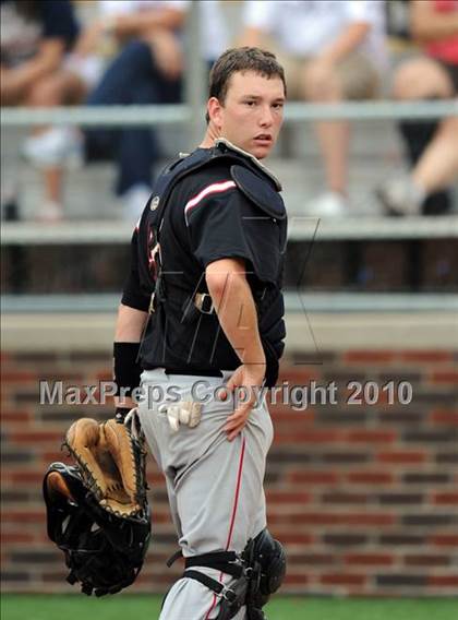 Thumbnail 2 in Sachse vs. Lee (Texas 5A Region II Playoffs) photogallery.
