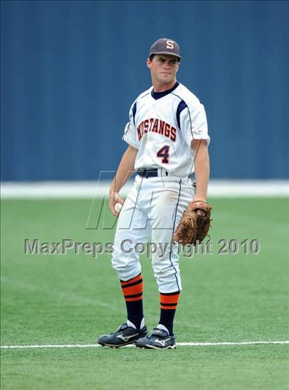 Thumbnail 2 in Sachse vs. Lee (Texas 5A Region II Playoffs) photogallery.