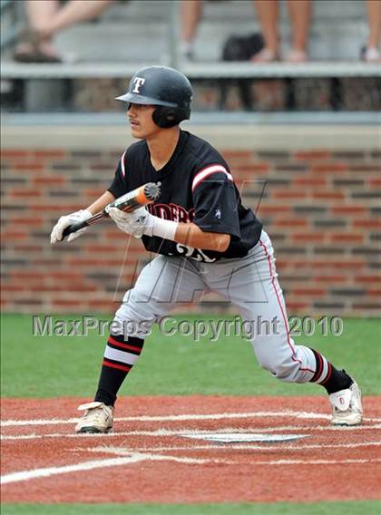 Thumbnail 1 in Sachse vs. Lee (Texas 5A Region II Playoffs) photogallery.