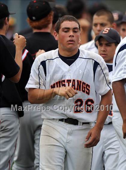 Thumbnail 2 in Sachse vs. Lee (Texas 5A Region II Playoffs) photogallery.