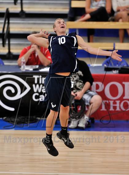Thumbnail 1 in La Costa Canyon vs. Esperanza (CIF SoCal Regional D2 Final) photogallery.