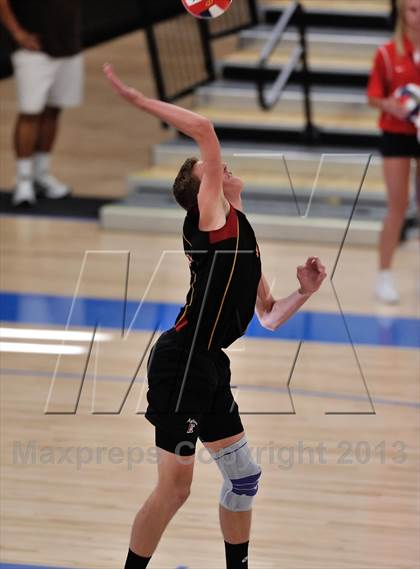 Thumbnail 2 in La Costa Canyon vs. Esperanza (CIF SoCal Regional D2 Final) photogallery.