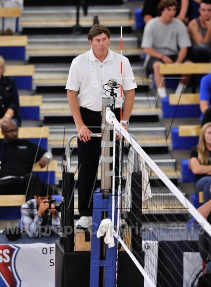 Thumbnail 2 in La Costa Canyon vs. Esperanza (CIF SoCal Regional D2 Final) photogallery.