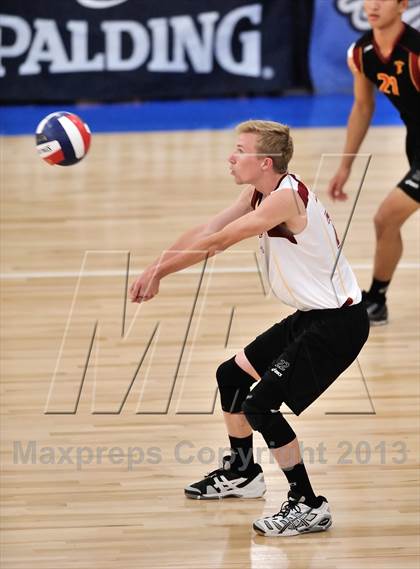 Thumbnail 2 in La Costa Canyon vs. Esperanza (CIF SoCal Regional D2 Final) photogallery.