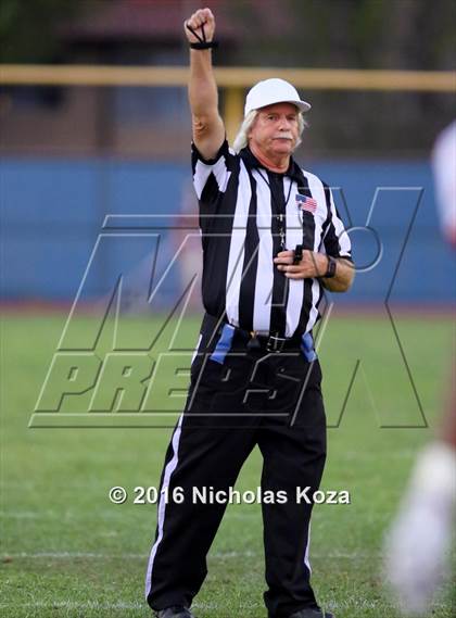 Thumbnail 2 in Harvard-Westlake vs. Birmingham photogallery.