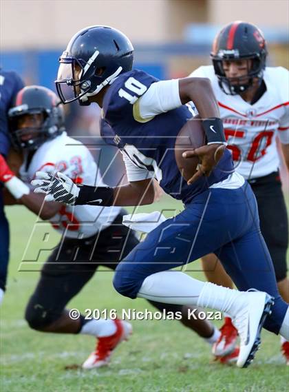 Thumbnail 1 in Harvard-Westlake vs. Birmingham photogallery.