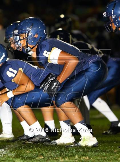 Thumbnail 3 in Harvard-Westlake vs. Birmingham photogallery.