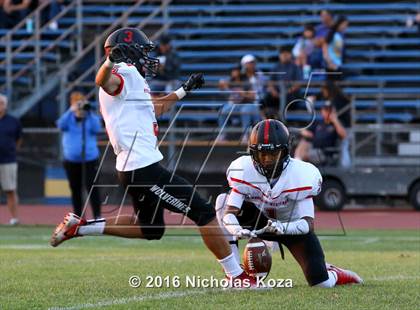 Thumbnail 3 in Harvard-Westlake vs. Birmingham photogallery.