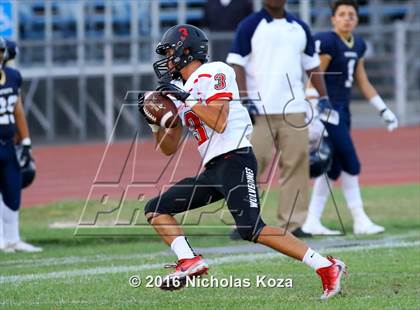 Thumbnail 3 in Harvard-Westlake vs. Birmingham photogallery.
