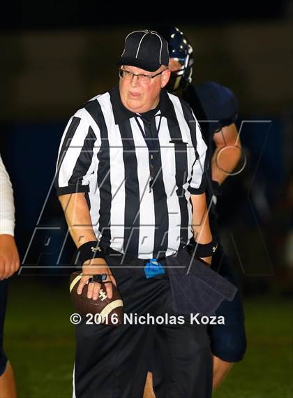 Thumbnail 3 in Harvard-Westlake vs. Birmingham photogallery.