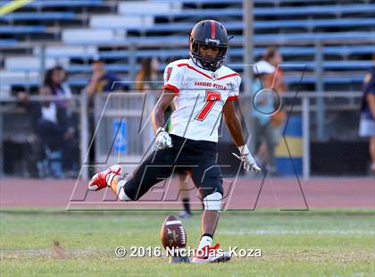 Thumbnail 2 in Harvard-Westlake vs. Birmingham photogallery.