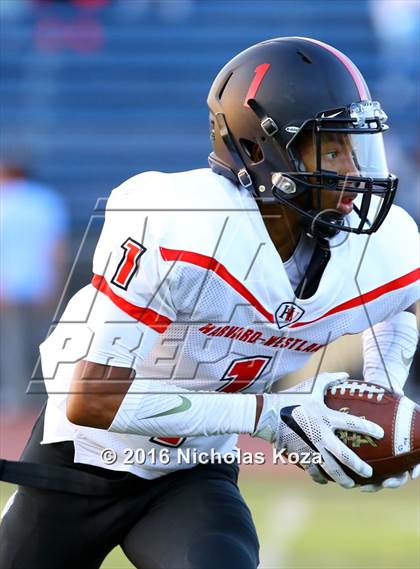 Thumbnail 3 in Harvard-Westlake vs. Birmingham photogallery.