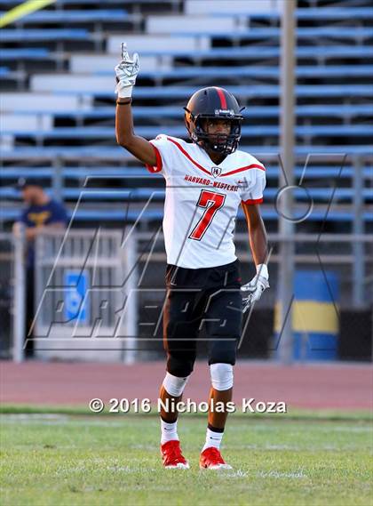 Thumbnail 2 in Harvard-Westlake vs. Birmingham photogallery.