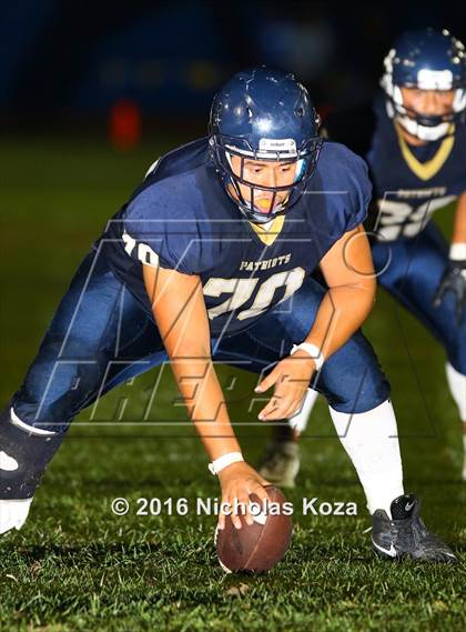 Thumbnail 3 in Harvard-Westlake vs. Birmingham photogallery.