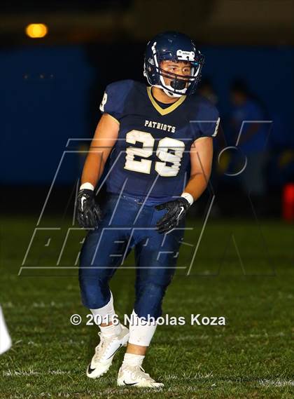 Thumbnail 3 in Harvard-Westlake vs. Birmingham photogallery.