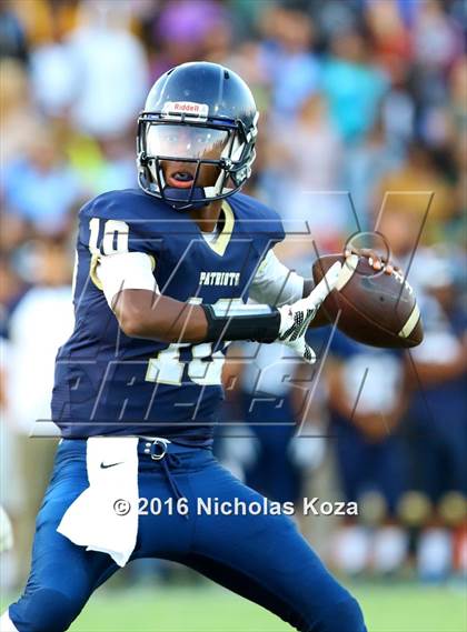 Thumbnail 2 in Harvard-Westlake vs. Birmingham photogallery.