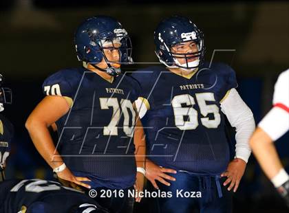 Thumbnail 3 in Harvard-Westlake vs. Birmingham photogallery.