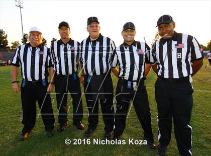 Thumbnail 2 in Harvard-Westlake vs. Birmingham photogallery.